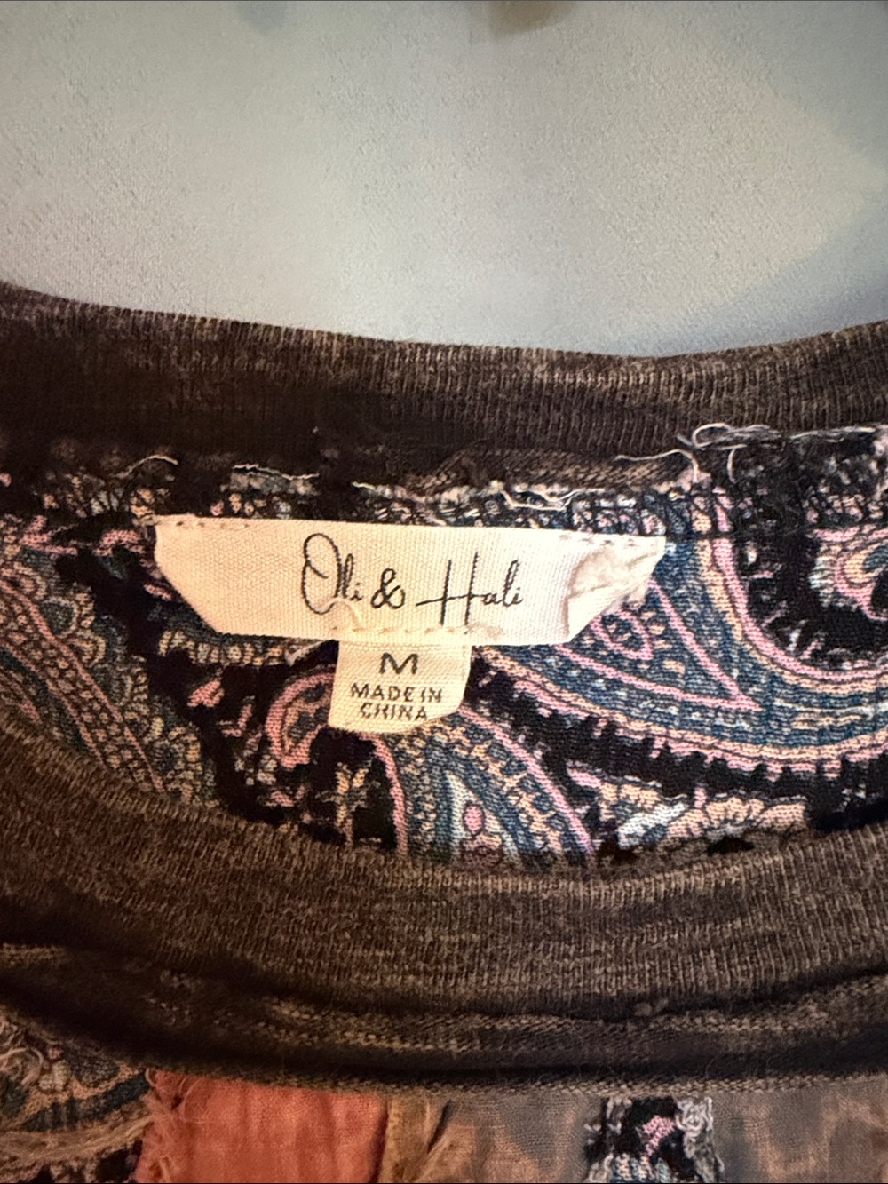 Great top by Oli and Hali size medium - Picture 3 of 5